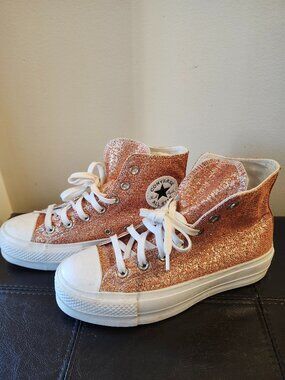 Converse women shoes 7.5 us